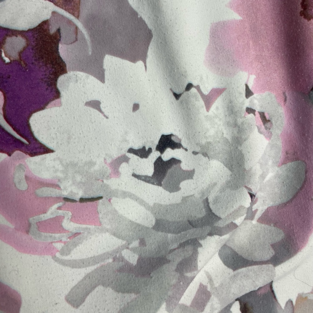 Women’s Athleta Salutation Stash Pocket Leggings in Peony Size Medium - Picture 8 of 10